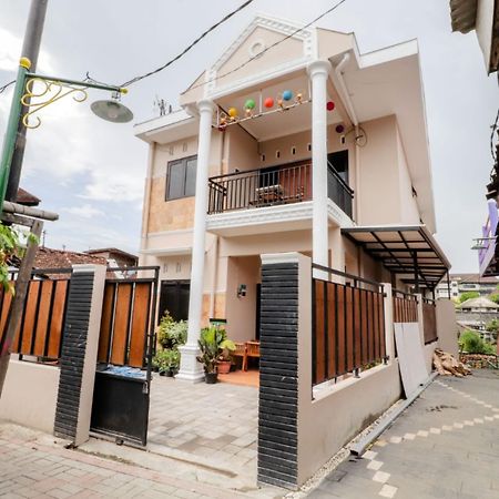 Java Homestay Yogyakarta Kültér fotó